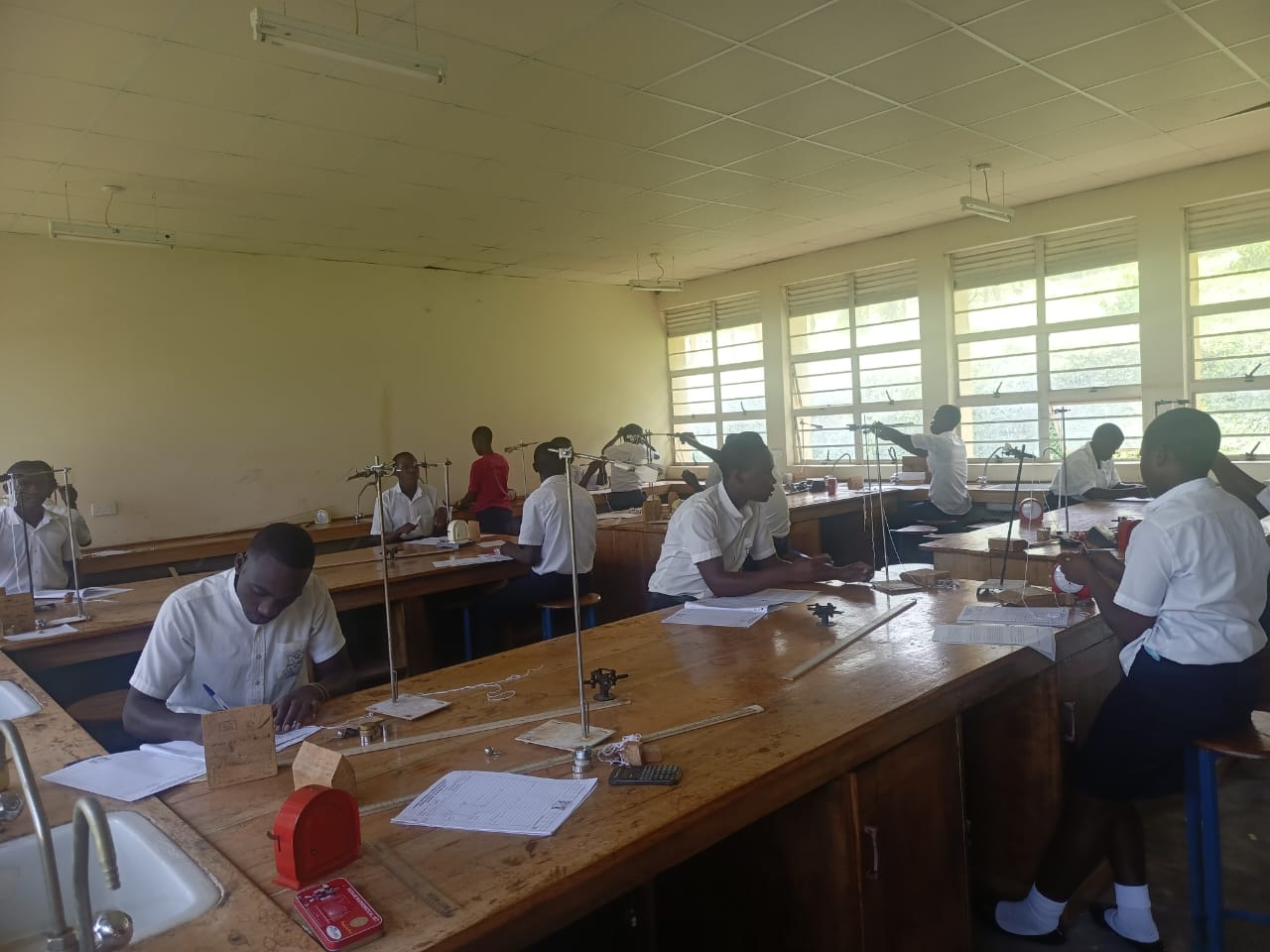 Science practical at Bugangari Secondary School